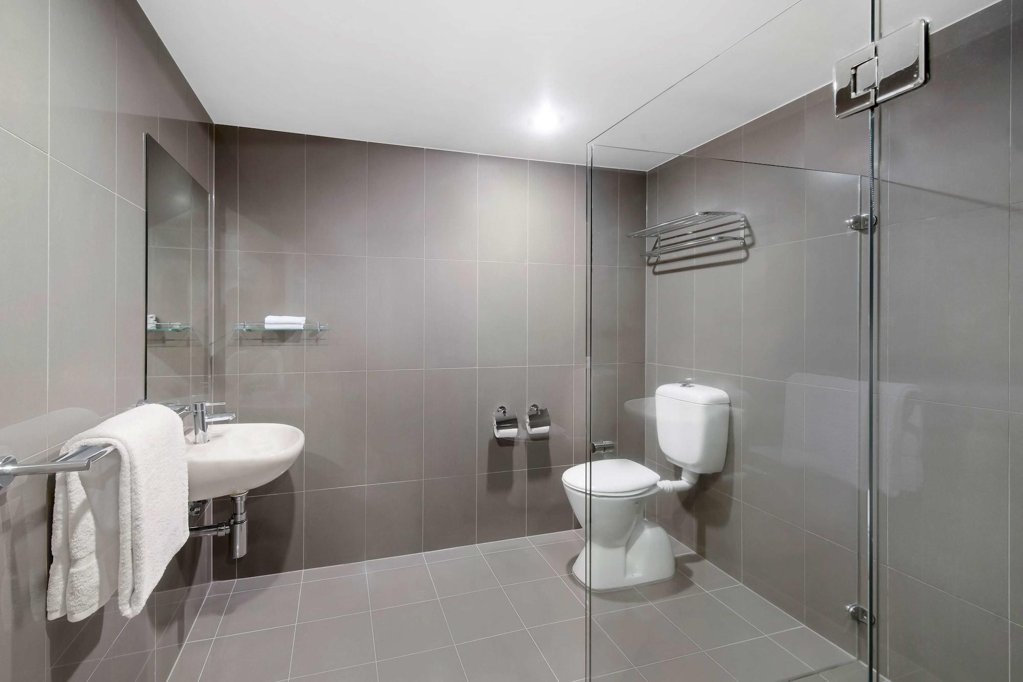 Adina Serviced Apartments Canberra Dickson Eksteriør billede