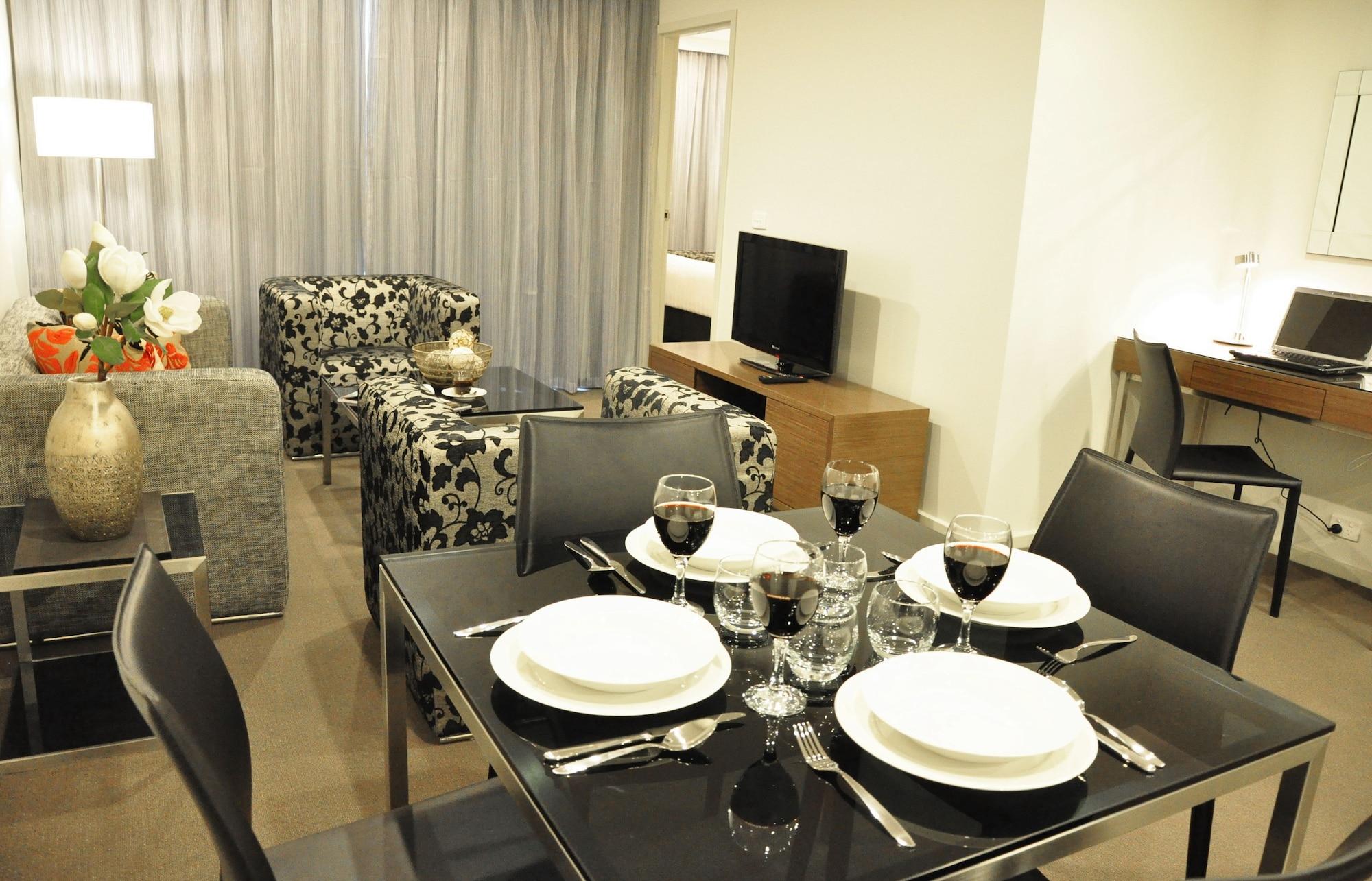 Adina Serviced Apartments Canberra Dickson Eksteriør billede