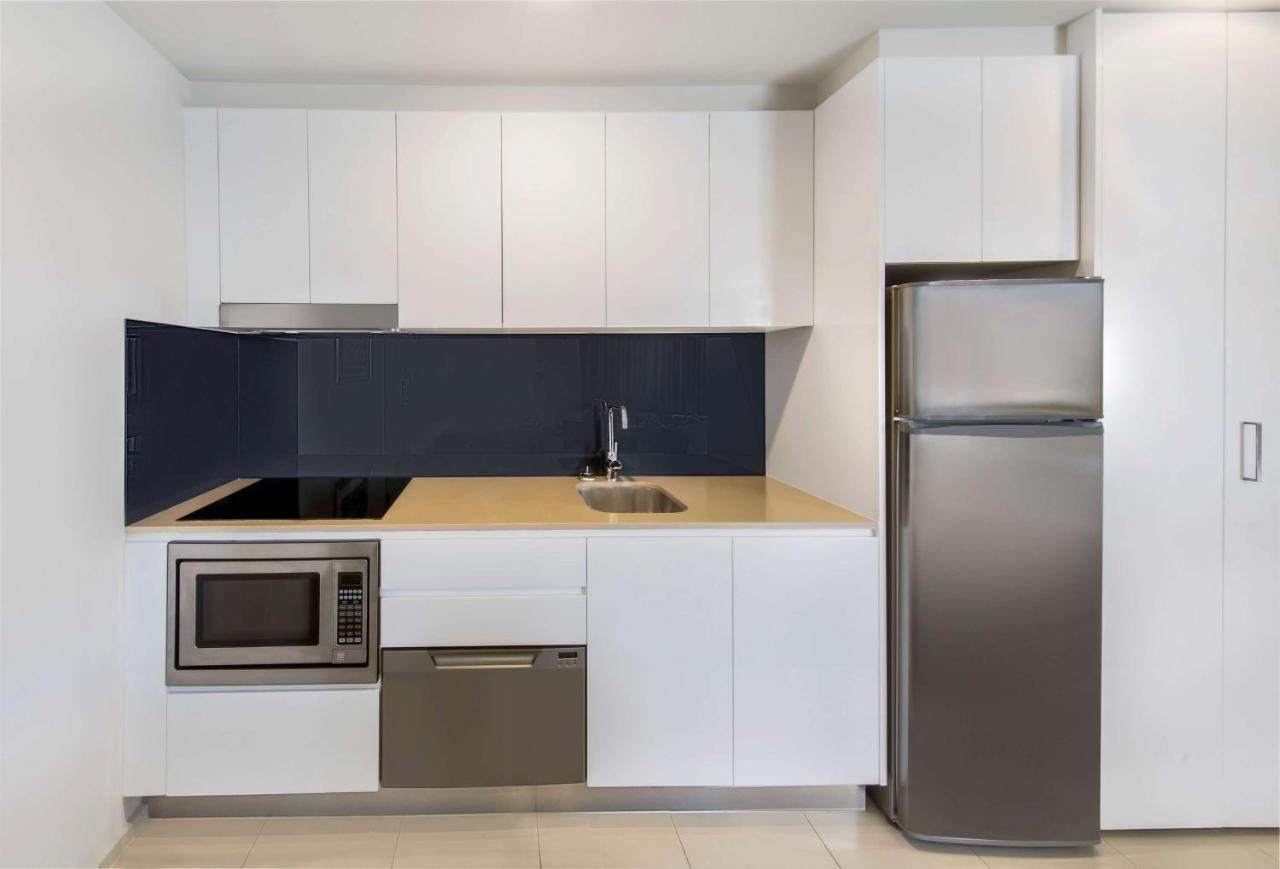 Adina Serviced Apartments Canberra Dickson Eksteriør billede