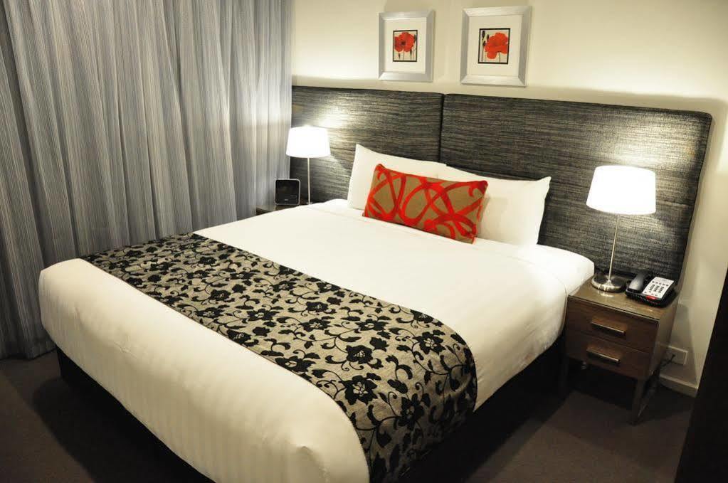 Adina Serviced Apartments Canberra Dickson Eksteriør billede