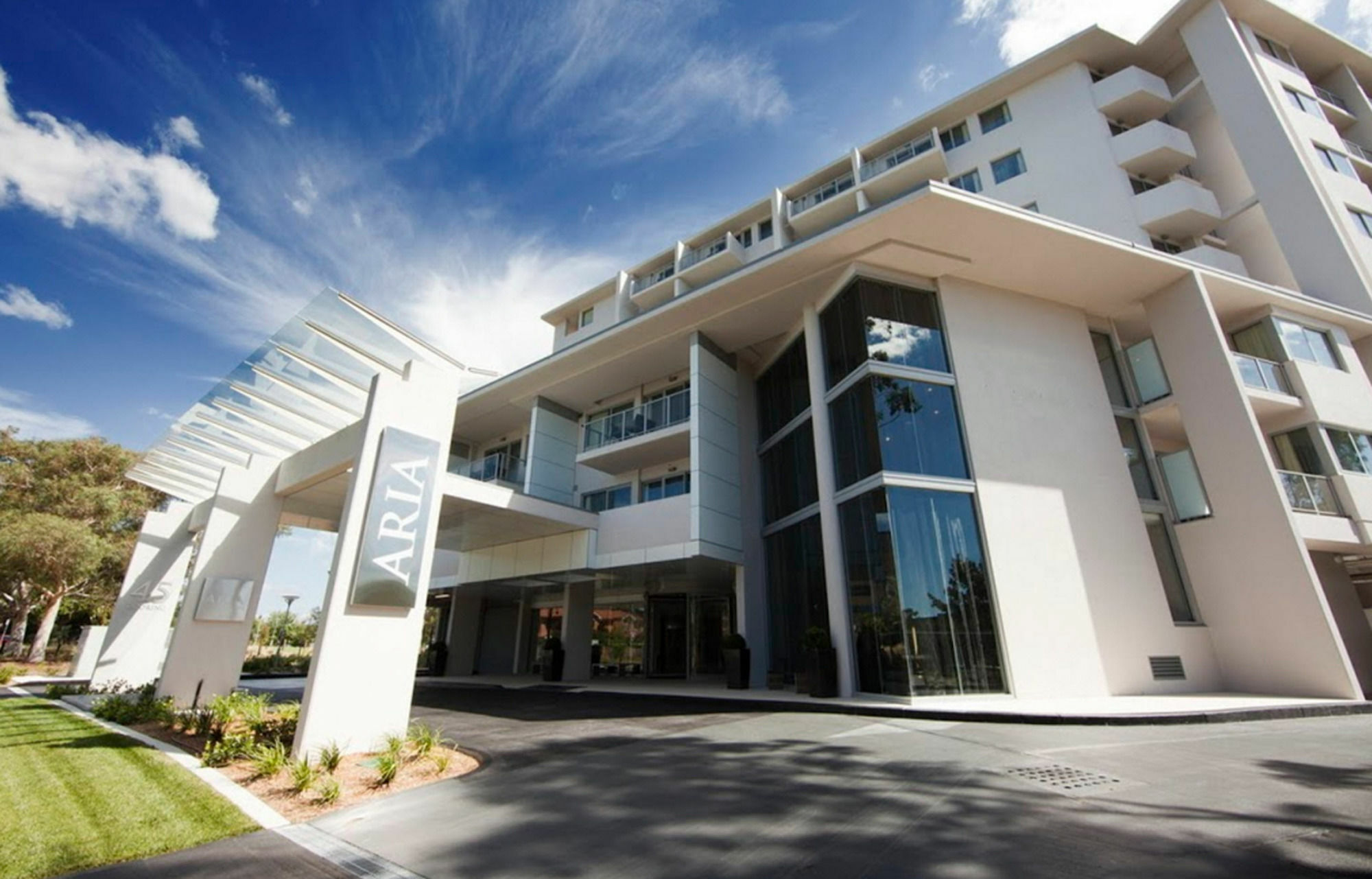 Adina Serviced Apartments Canberra Dickson Eksteriør billede