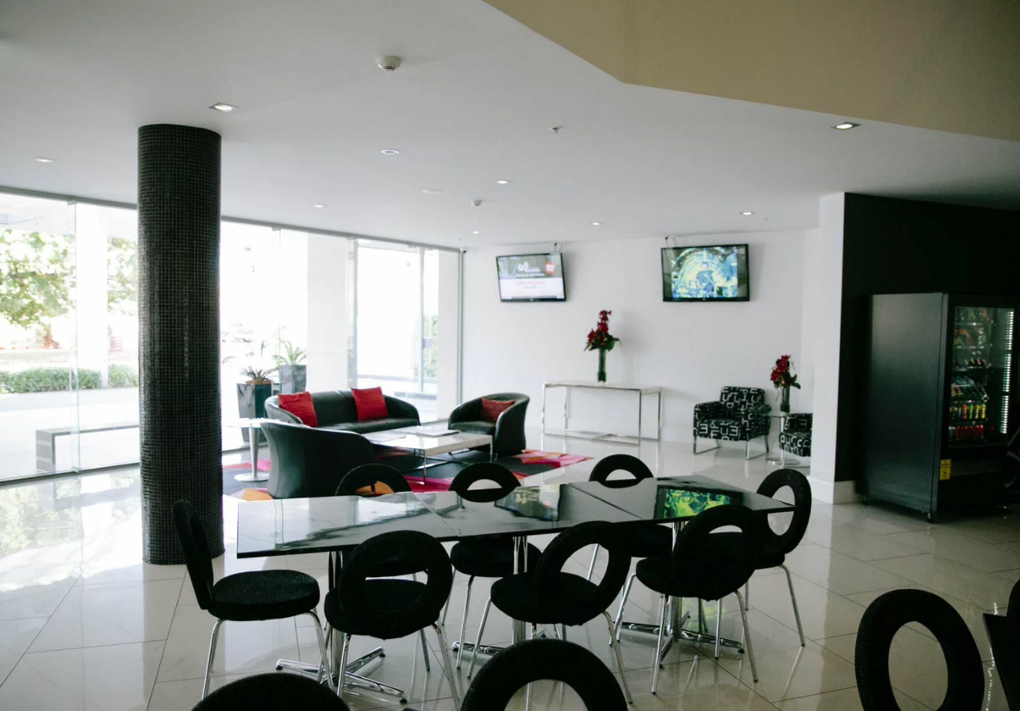 Adina Serviced Apartments Canberra Dickson Eksteriør billede